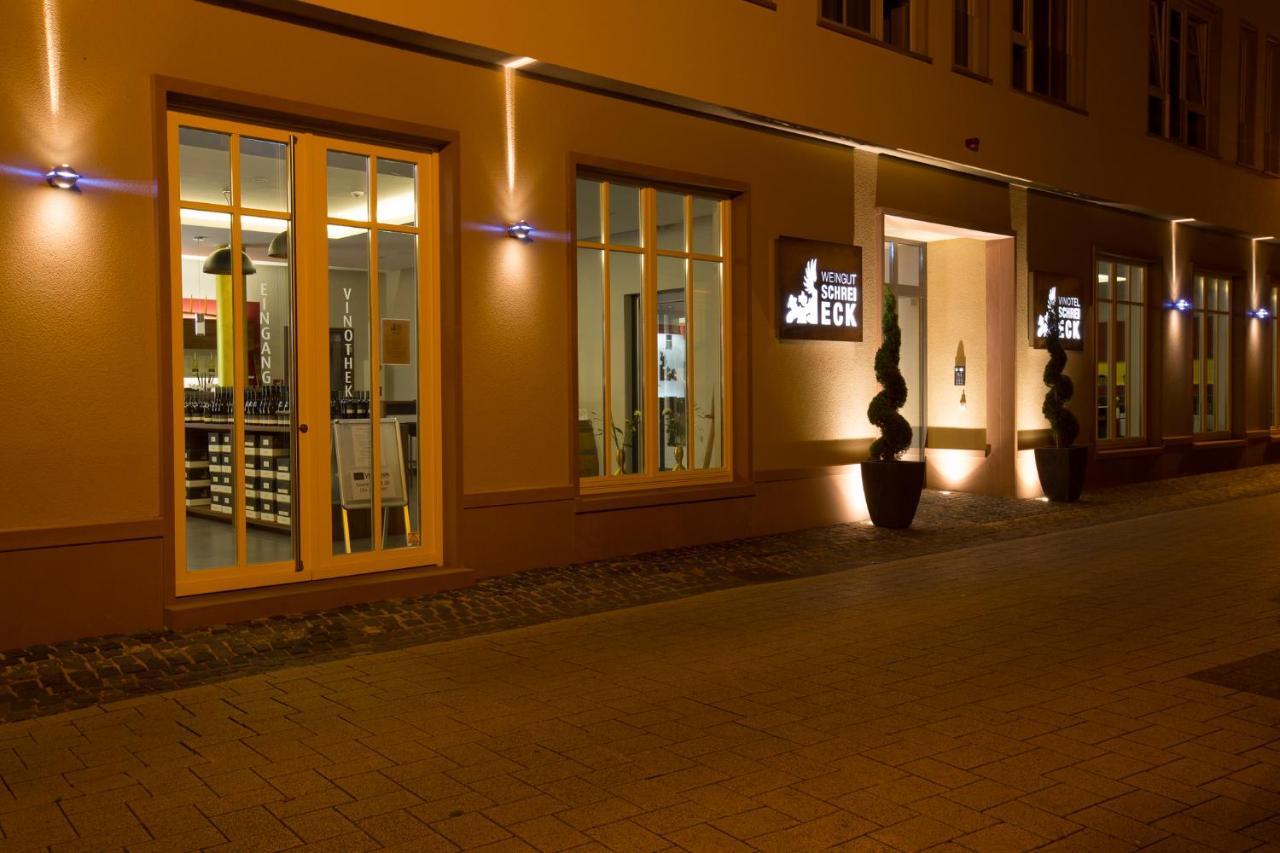 Weingut Schreieck Vinotel & Gutshaus ザンクト・マルティン エクステリア 写真